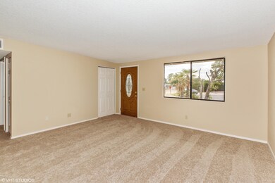Entrance / Living Room
