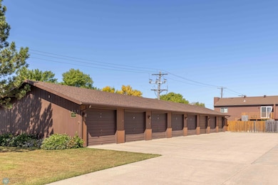 2419 25 1 2 Ave S unit 205, Fargo, ND 58103 - photo 4