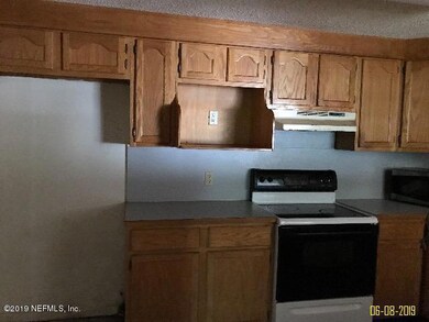 8238 Newton Rd, Jacksonville, FL 32216 - photo 3