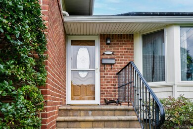 3895 Green Place, Bethpage, NY 11714 - photo 4