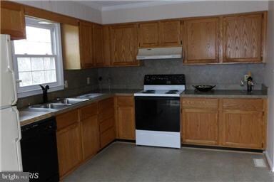 30 Hope Hill Rd, Castleton, VA 22716 - photo 2