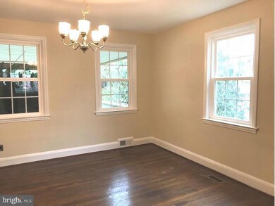 5417 Hillburn Ave, Baltimore, MD 21214 - photo 5