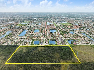 16700 SW 52 56 St, Miami, FL 33185 - photo 2