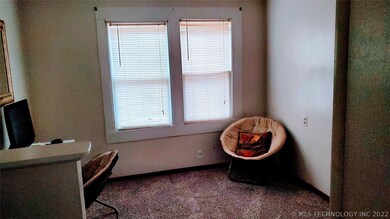 Bed 1 /office