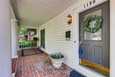 06 Front Patio
