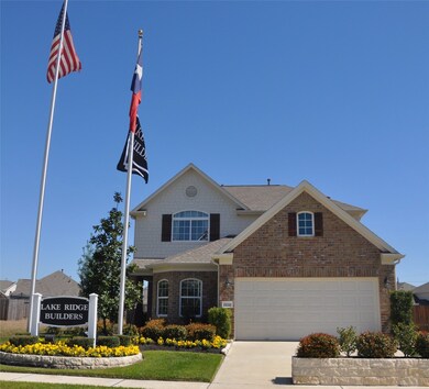 10903 Woodland Leaf Ln, Tomball, TX 77375 - photo 5