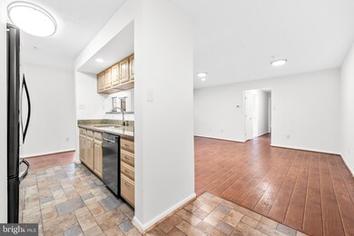 3225 Katewood Ct, Baltimore, MD 21209 - photo 6