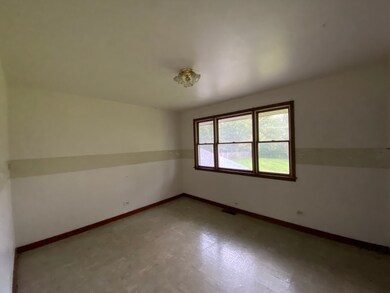 18441 Baker Ave, Country Club Hills, IL 60478 - photo 3