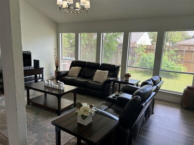 3910 R V Mayfield Dr, Houston, TX 77088 - photo 3