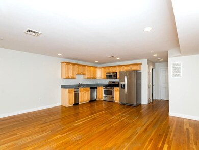 2 Lee Hill Rd unit 5, Roslindale, MA 02131 - photo 4