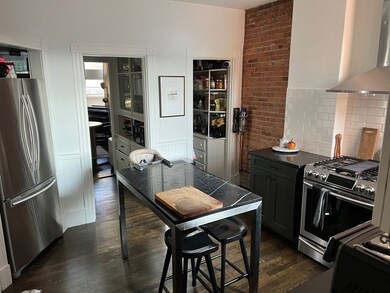 7 Verndale St unit 1, Brookline, MA 02446 - photo 7