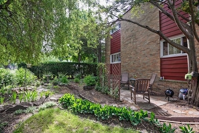 1614 Main St unit A, Evanston, IL 60202 - photo 3