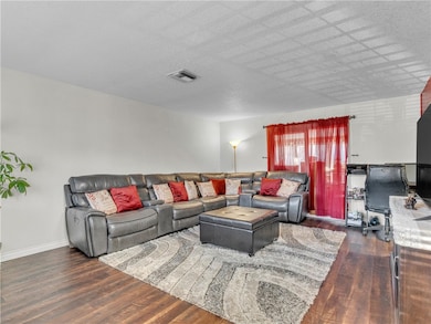 714 Appleton Rd, Simi Valley, CA 93065 - photo 7