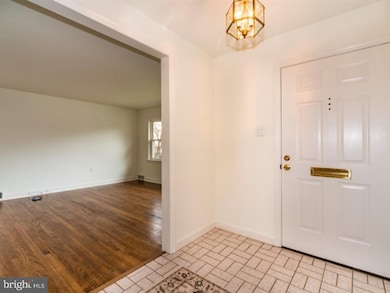 1224 Girard Ave, Reading, PA 19610 - photo 3