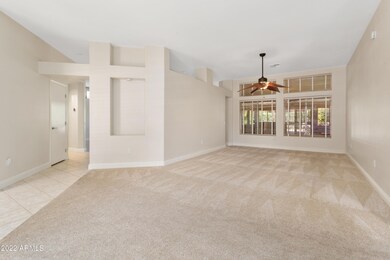 06-14422 W Wagon Wheel Dr