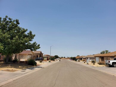 1114 Pajarito Dr, Alamogordo, NM 88310 - photo 4