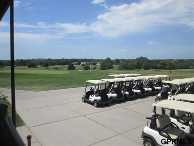 8642 Lake Ridge Dr, Plattsmouth, NE 68048 - photo 3