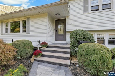 42 Eastbrook Dr, River Edge, NJ 07661 - photo 4