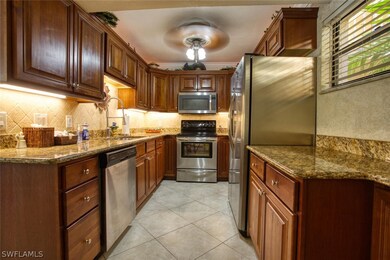 12501 Mcgregor Blvd unit 14, Fort Myers, FL 33919 - photo 7