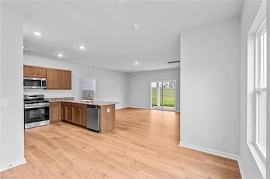 511 Raspberry Hill Dr, Winston-Salem, NC 27106 - photo 6