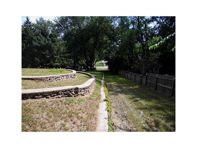 . Second driveway to Midway Dr that could be used 