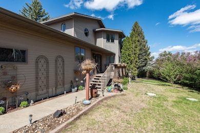 32 Littlehales Ct-2
