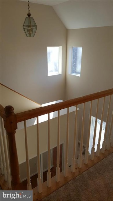 6006 Pemberton Ln, Hyattsville, MD 20785 - photo 7