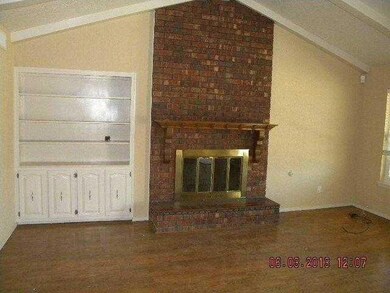 10631 Quezada Ave, El Paso, TX 79935 - photo 2