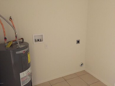 3940 W Montgomery Cir, Eloy, AZ 85131 - photo 3