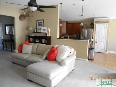 Living Room/Kitchen