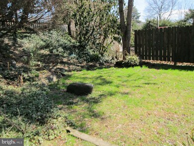 1311 Glenmont Rd, Baltimore, MD 21239 - photo 6