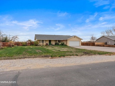 215 Hunter Park Way, Fallon, NV 89406 - photo 3