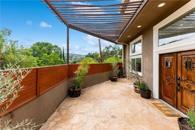 4519 Ensenada Dr, Woodland Hills, CA 91364 - photo 2