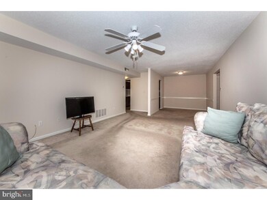 143 Riversedge Dr, Norristown, PA 19403 - photo 6