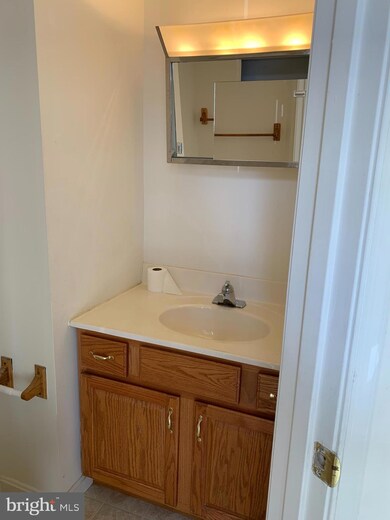 6342 Jacobs Ct, Sykesville, MD 21784 - photo 4