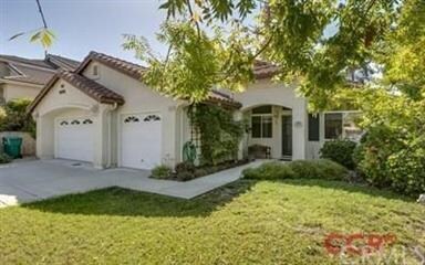 Nice walkway to front door.