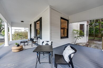 202211011543 Walnut St007LARGE