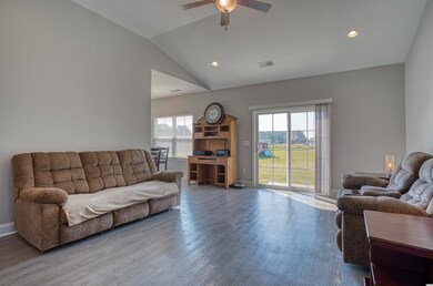 431 Hallie Martin Rd, Conway, SC 29527 - photo 3