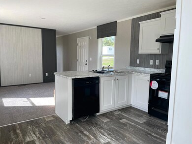 25 Brooke Ave, Belfast, ME 04915 - photo 3