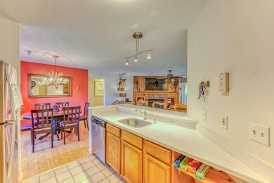 85 Riverfront Dr unit 183, Woodstock, NH 03262 - photo 4