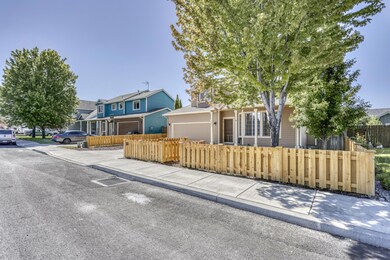 2840 SW Obsidian Ln-3