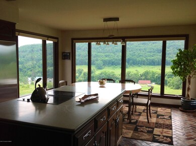 537 Sutton Rd, Shavertown, PA 18708 - photo 6