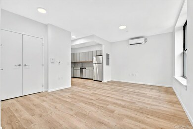 1715A Lacombe Ave unit 3B, Bronx, NY 10473 - photo 7
