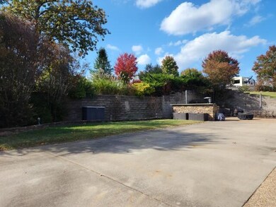 Lot 48 Ozarks Luxury RV Resort Oak Grov