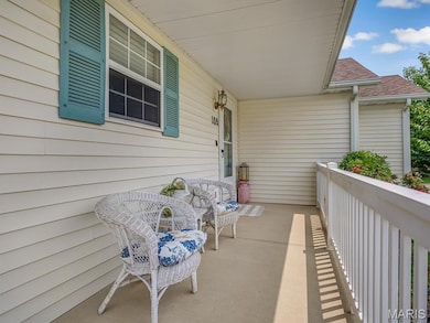 109 E Red Bud Ct, Valmeyer, IL 62295 - photo 3