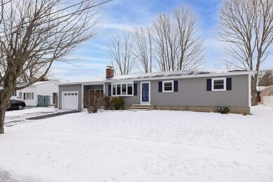 12 Suzanne Dr, Portsmouth, NH 03801 - photo 2