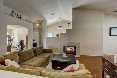 36137 Forest St, Winchester, CA 92596 - photo 4