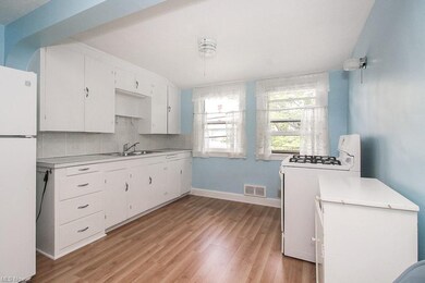 Upstairs Kitchen - Unoccupied