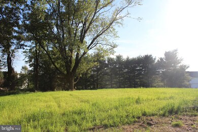 205 Eagle Dr, Reading, PA 19606 - photo 3