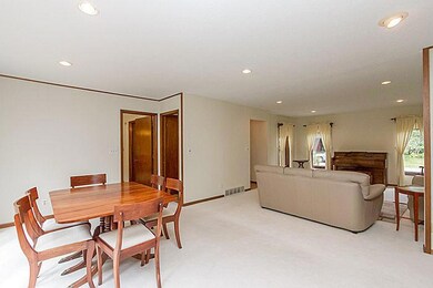Formal Dining Space/Living Room